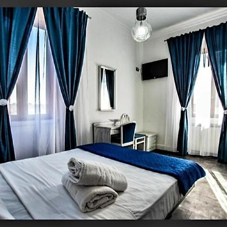 Golfo Di Orosei Rooms Рим Екстериор снимка